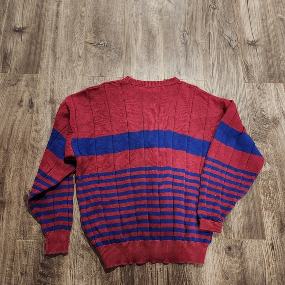 Vintage Claiborne Sweater - Picture 3 of 3